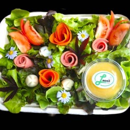 LEANN ลีนน์ สลัด อาหารและเครื่องดื่ม