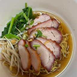 บะหมี่น้ำหมูแดง