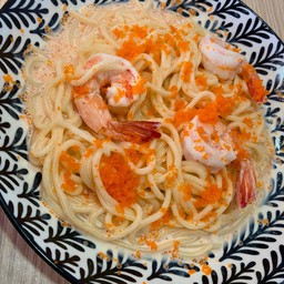 สปาเก็ตตี้ครีมซอสไข่กุ้ง กุ้ง