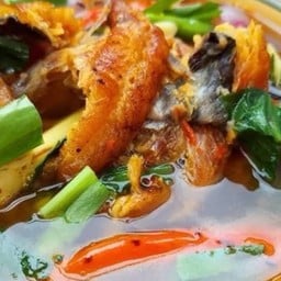 ต้มโคล้งปลากรอบ