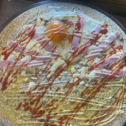 เครปแฮมชีส ไข่ดาว