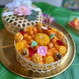 ชุดกระจาดหวายเครื่องทองมงคล(พร้อมฝาปิดสวยงาม)