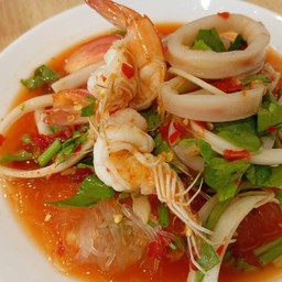 ยำวุ้นเส้น ทะเล (กุ้ง ปลาหมึก)