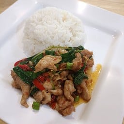 ข้าวกะเพราไก่