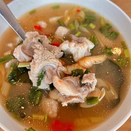 ต้มแซ่บกระดูกซี่โครงอ่อน