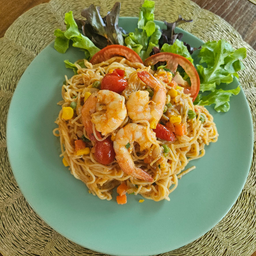 สปาเก๊ตตี้กุ้งซอสมะเขือเทศ