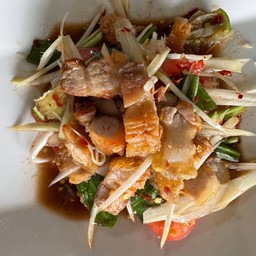 ตำหมูกรอบ