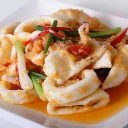 ครัวหลังบ้าน ยำแซ่บ&อาหารตามใจเมนูบ้านๆ