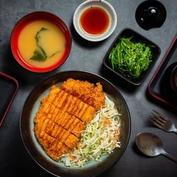 ข้าวหน้าทงคัตสึหมูทอดซอสทงคัตสึ