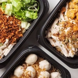 หมี่คลุก หมี่ไก่ฉีก ร้านลับ 645 สุขุมวิท 93