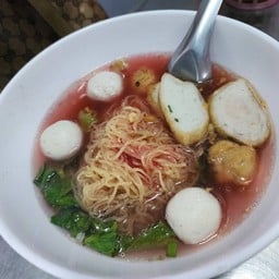 ก๋วยเตี๋ยวเย็นตาโฟ ลาซาล