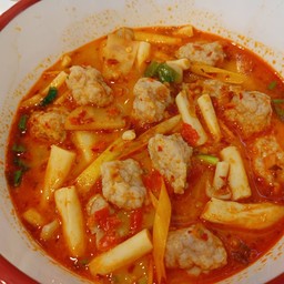 มาม่าต้มยำน้ำข้นหมูเด้ง