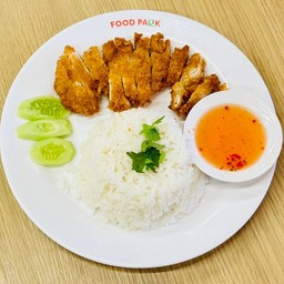 ข้าวไก่ทอดน้ำจิ้มไก่