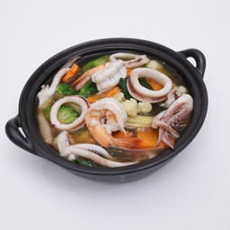 ราดหน้าทะเล