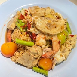 ตำเส้นมาม่าทะเล