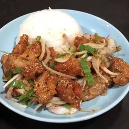 ข้าวยำไก่แซบ