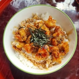 ข้าวหน้าไก่กรอบเทอริยากิ (กรอบนอกฉ่ำใน)