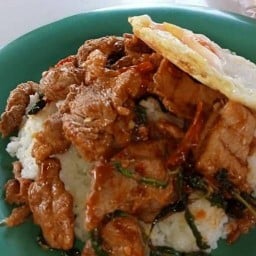 ข้าวแกง หน้าเอื้อ ข้าวแกง หน้าเอื้อ