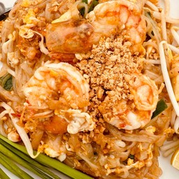 ผัดไทกุ้งสด