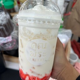 นมสดสตอเบอรี่