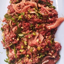 ลาบก้อย