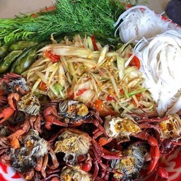 ส้มตำปลาร้า ปูนาสด (สุก)