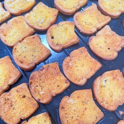 I PANG  ปังปิ้ง กินเล่น