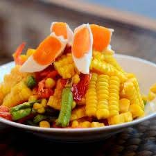 ยำข้าวโพดไข่เค็ม