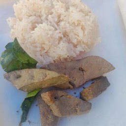 ข้าวเหนียวตับหมู