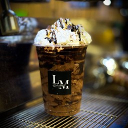 โกโก้ปั่นลาวาชิฟท็อปวิปครีม