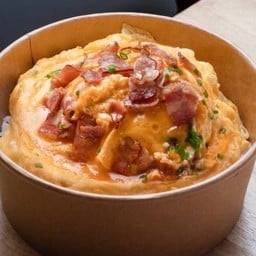 ข้าวไข่ข้น มาม่าเผ็ดเกาหลี