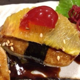 Foiegras Cherry Sushi (ฟัวกราส์เชอรี่ซูชิ)