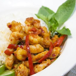กุ้งสับผัดพริกเผาโหระพา