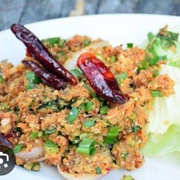 ลาบปลาสุก