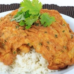อาหารตามสั่ง ยำยำ ข้าวไข่เจียวปลาทูทอด