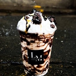 นมสดปั่นบราวน์นี่วิปครีม