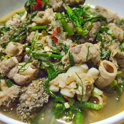 แกงอ่อมเครื่องในวัว