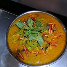 ป้าเอ๋ อาหารป่า อาหารตามสั่ง 73ลาดปลาเค้า66