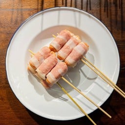 เบคอนพันไส้กรอก(หมู)