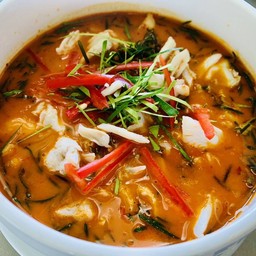 แกงคั่วใบชะครามเนื้อปู