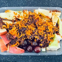 ผลไม้รวมทรงเครื่อง