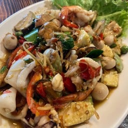 ผัดขี้เมาทะเล