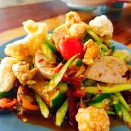 ตำแตง ปลาร้า หมูยอ แคปหมู