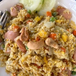 ข้าวผัดสับปะรด