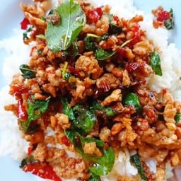 ข้าวกระเพาหมูสับ