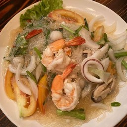 ยำวุ้นเส้นทะเล