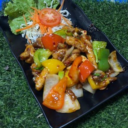 ไก่ผัดเม็ดมะม่วง