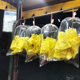 เกี๊ยวแผ่นทอด