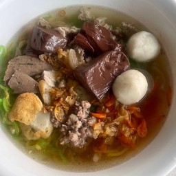 บะหมี่น้ำ2สีโบราณ(บะหมี่เหลือง+บะหมี่หยก)