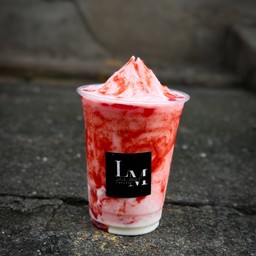 สตอเบอรรี่สมูตตี้โยเกิร์ต